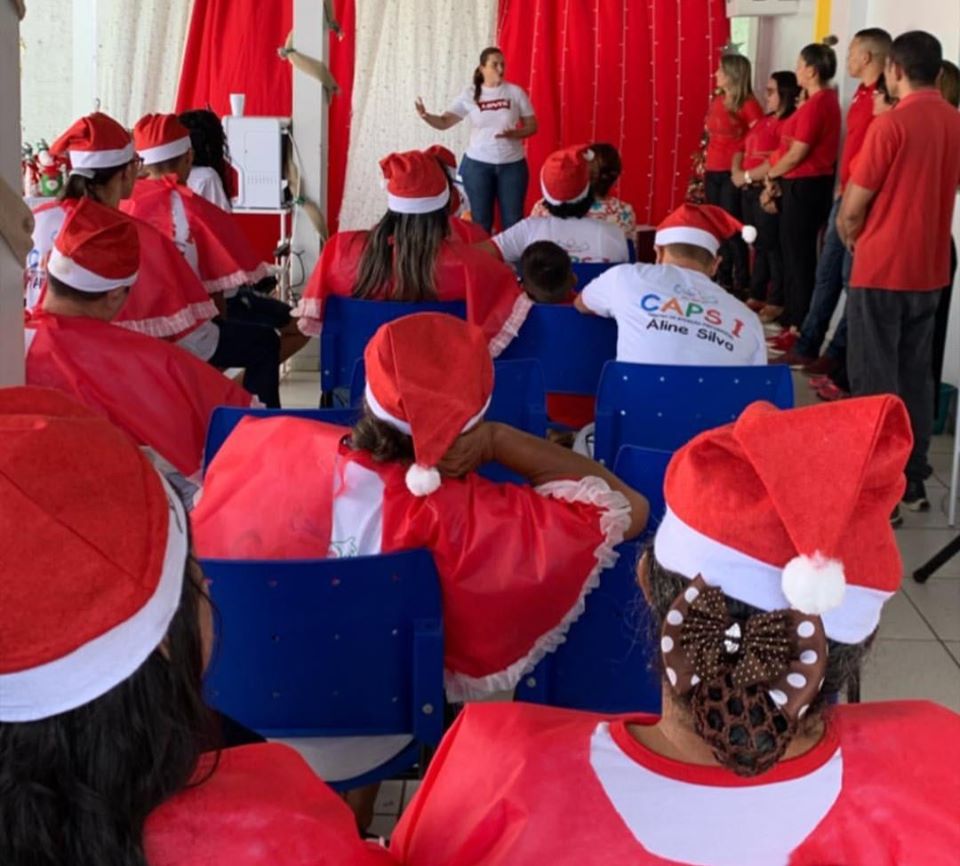 Centro Psicossocial Aline Raulaine Brito Silva realiza festa natalina